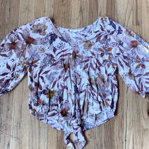 S tie bottom top. Floral.